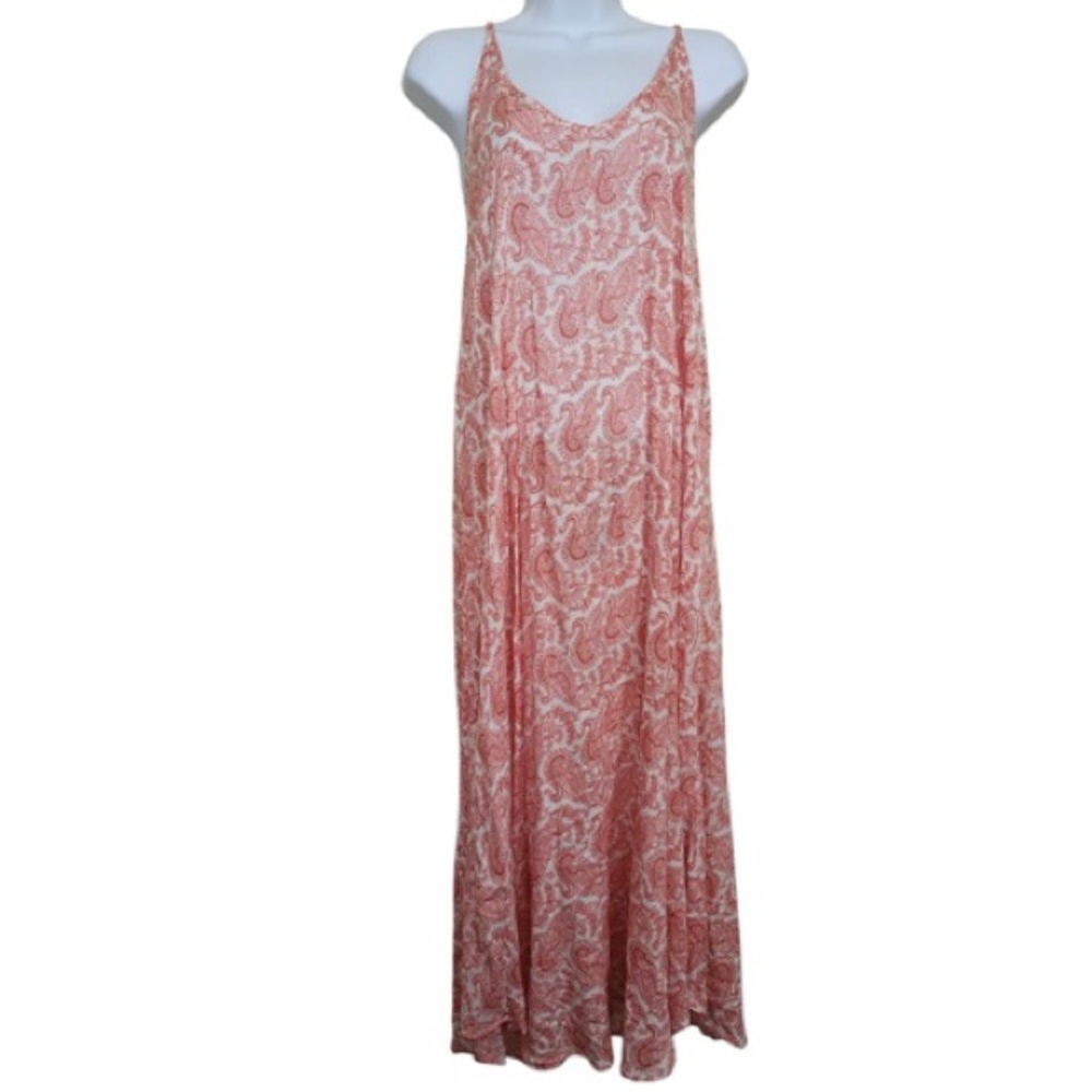 Chic Paisley Maxi Dress in Pink